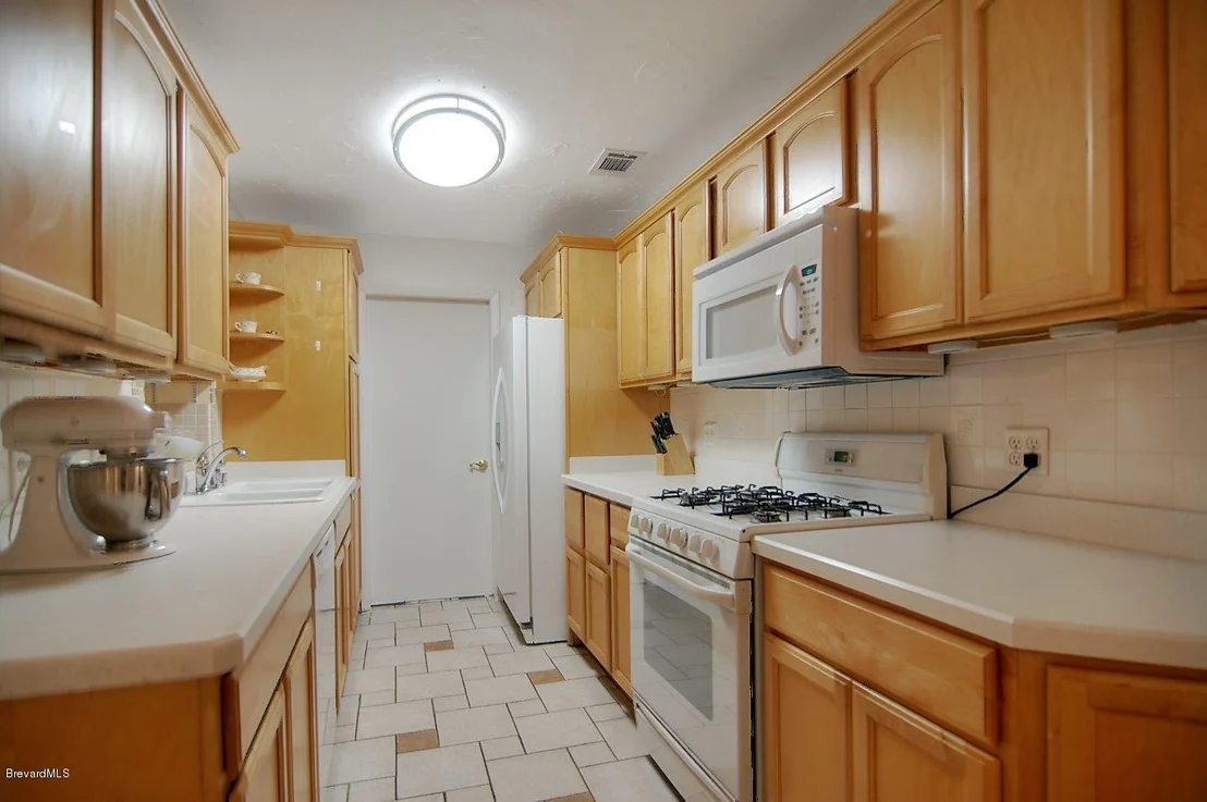 Photo of 305 Bunker Street