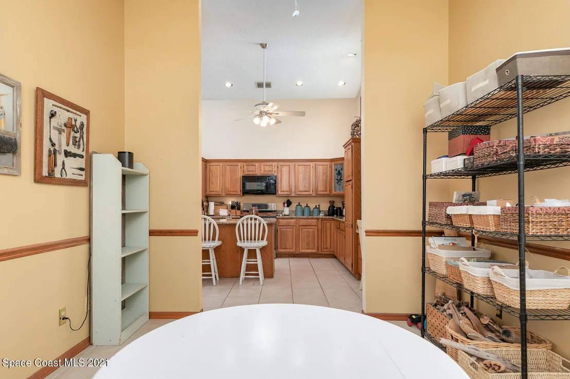 Photo of 654 Hummingbird Drive