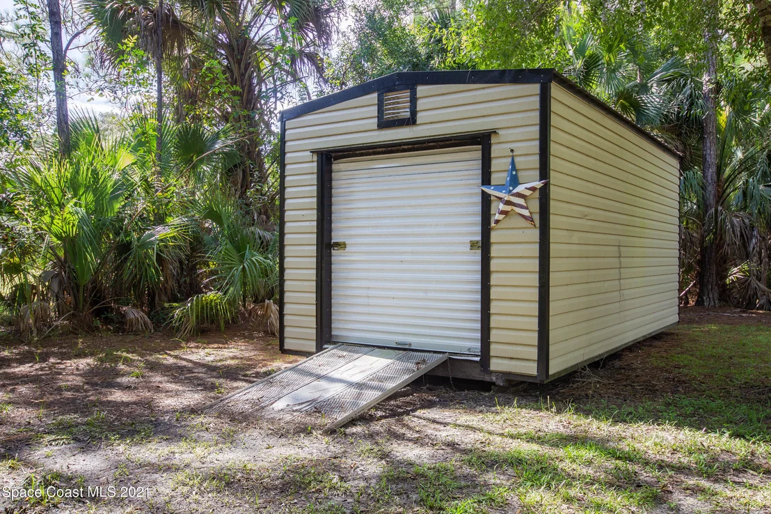 Photo of 4585 James Road