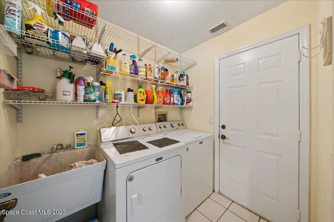 Photo of 708 Danesbrook Way