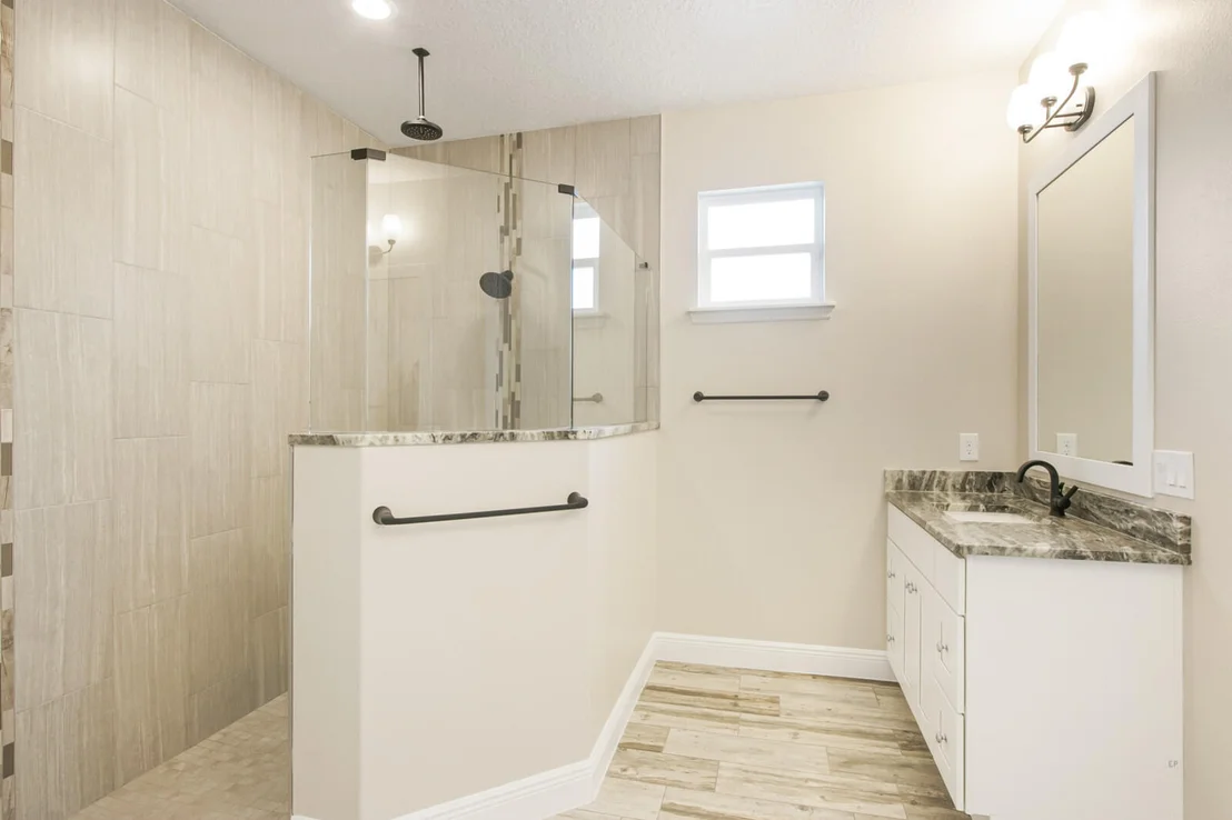 Photo of 1829 Market Circle NE