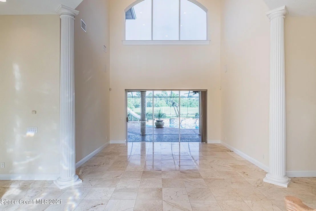 Photo of 8181 Compton Way