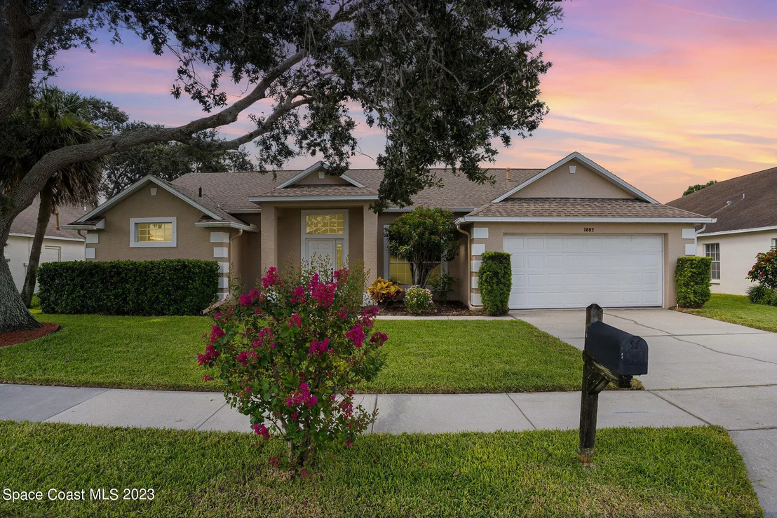 Photo of 1682 Rustic Way
