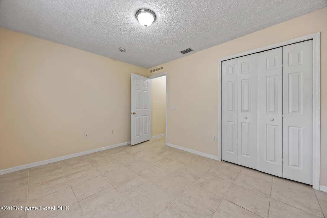 Photo of 1012 Ray Road SE