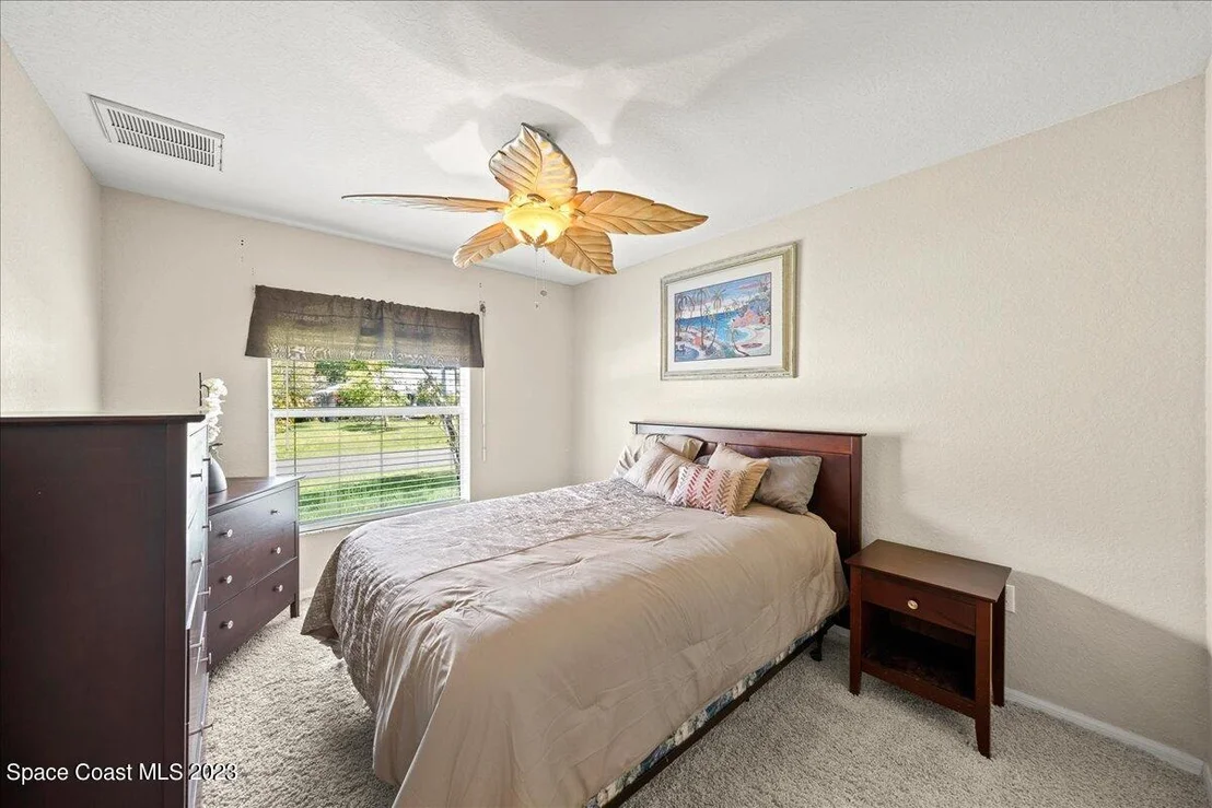 Photo of 704 La Veta Drive
