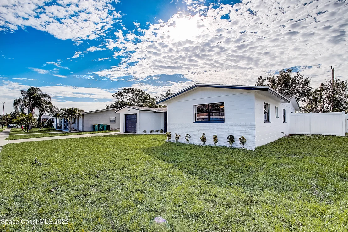 Photo of 2197 Colony Drive