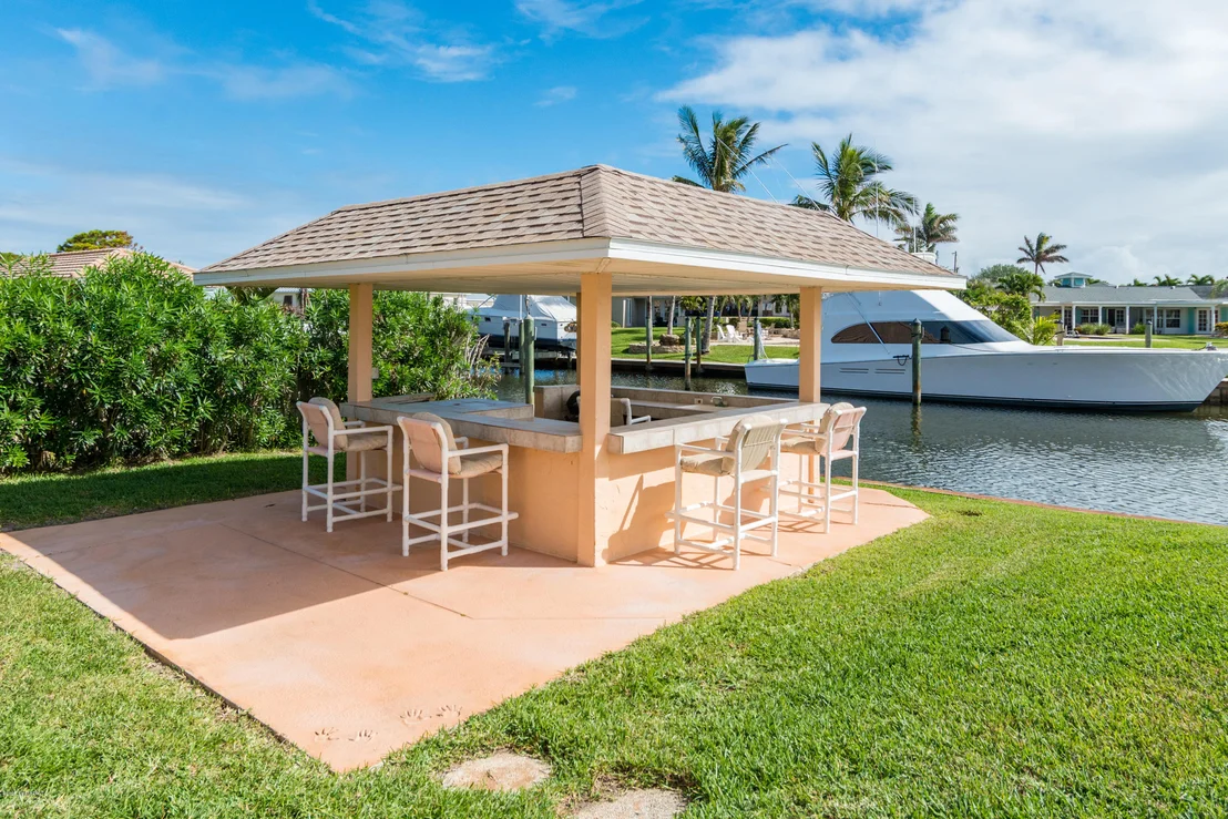 Photo of 2356 Brookside Drive