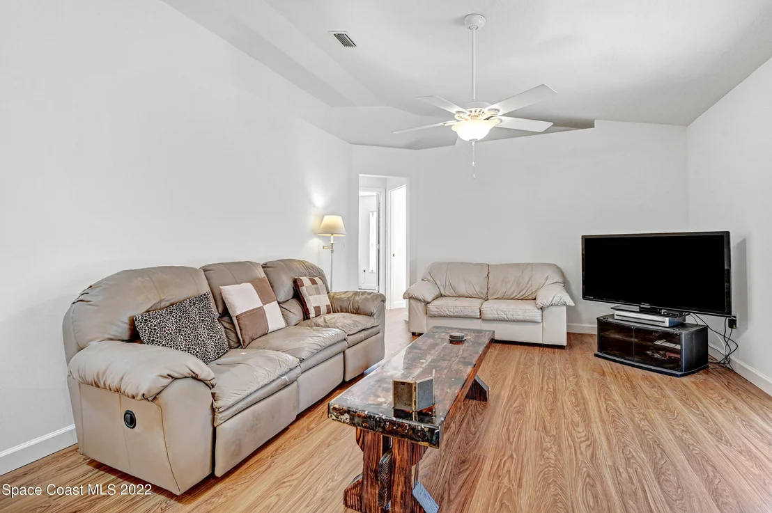 Photo of 2275 Hickory Creek Road