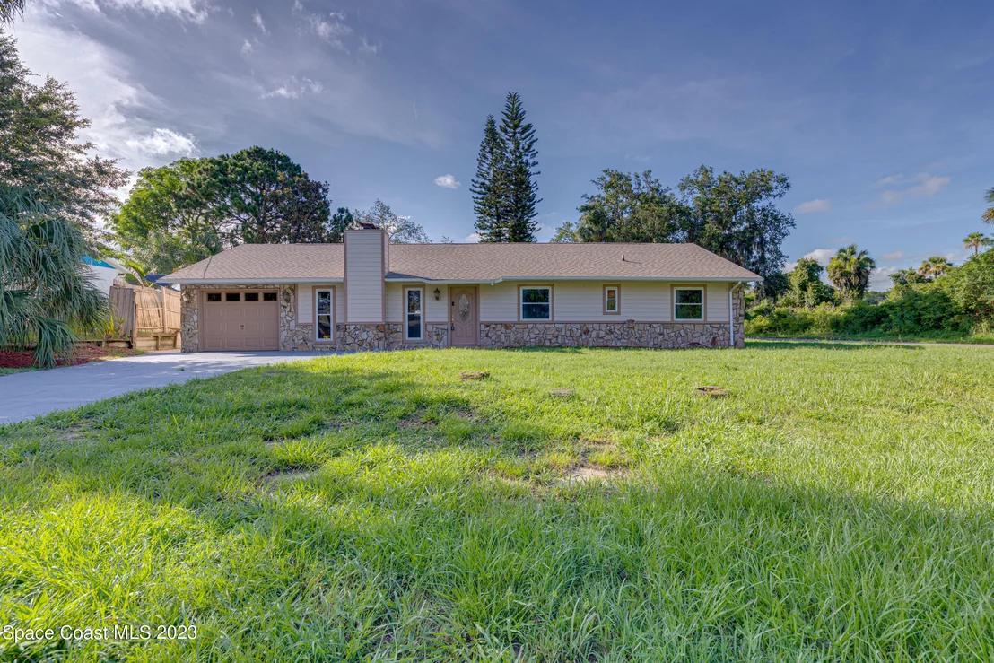 Photo of 6360 Arbor Avenue