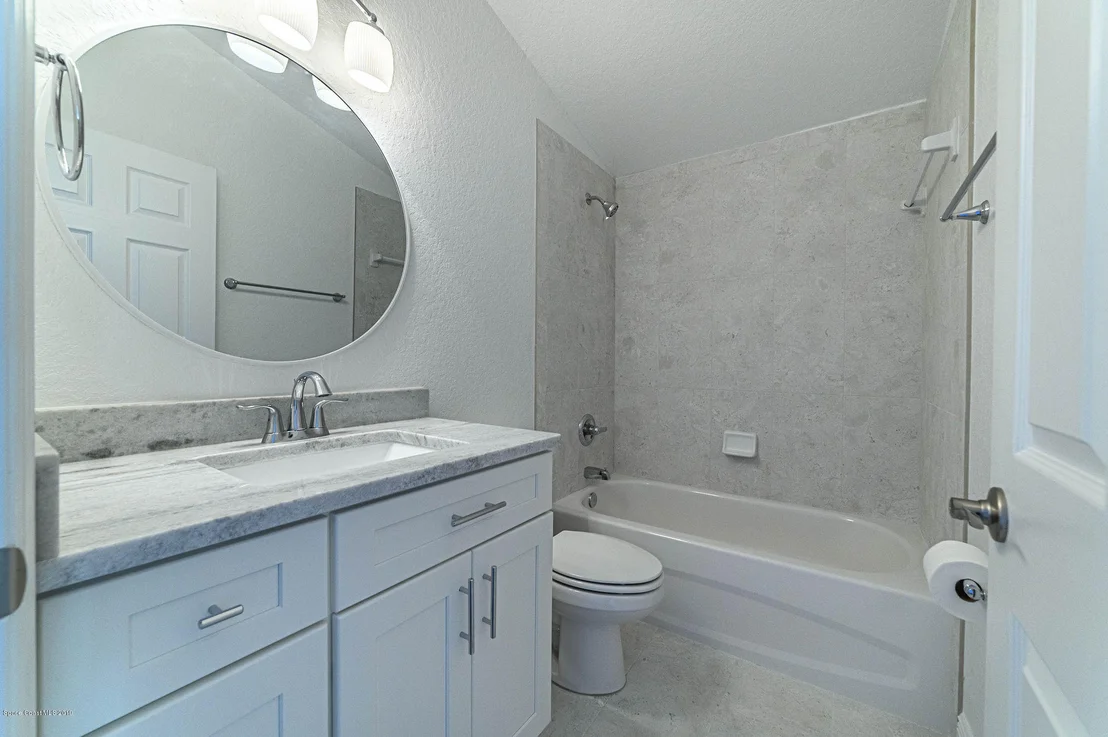 Photo of 435 Crescent Drive