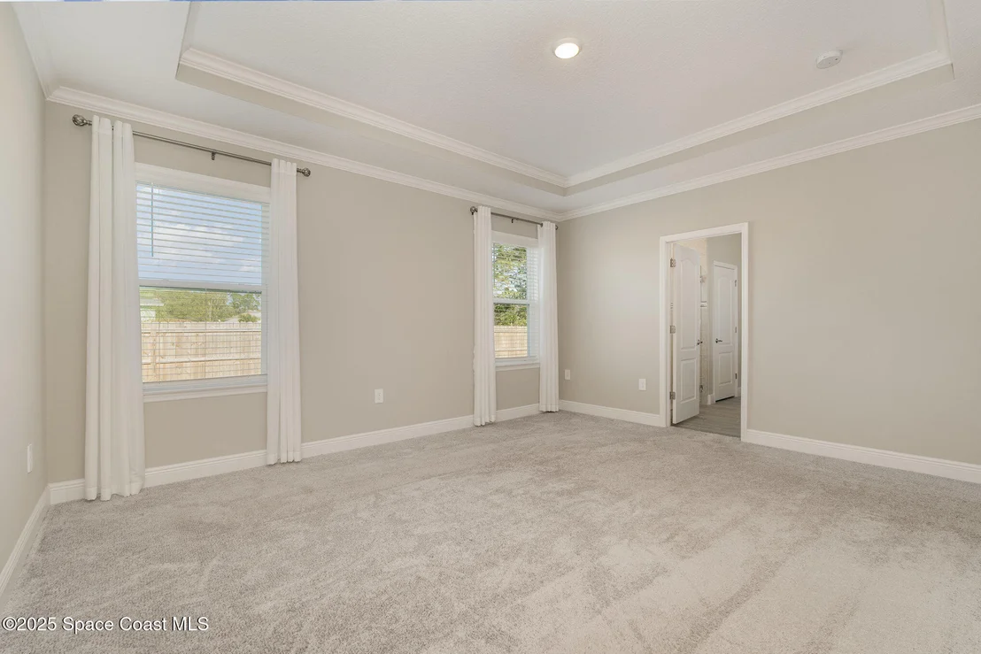 Photo of 2615 Carson Drive SE