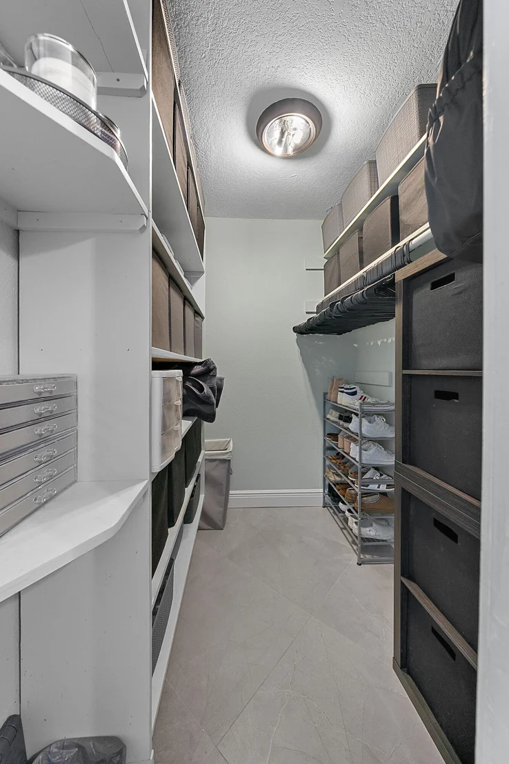 Photo of 1054 Pinetree Drive