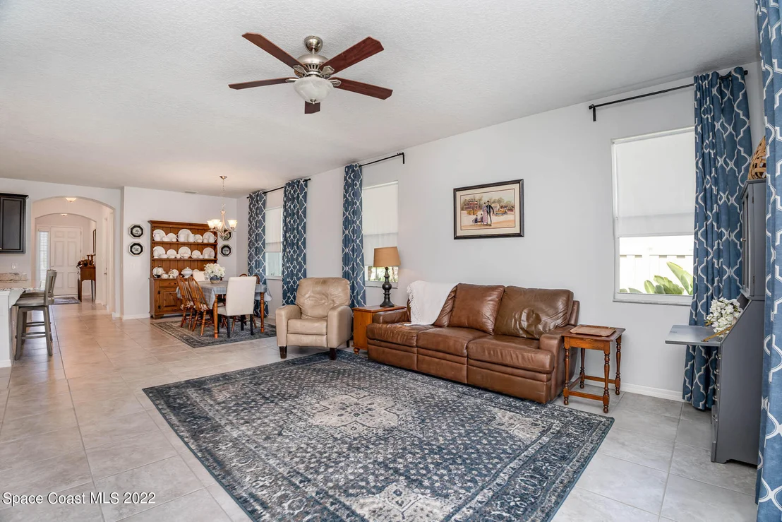 Photo of 2881 Casterton Drive