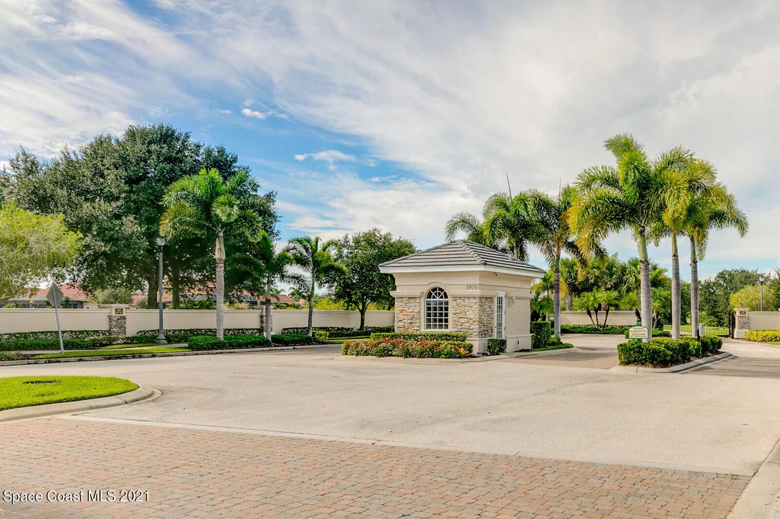 Photo of 6585 Arroyo Drive