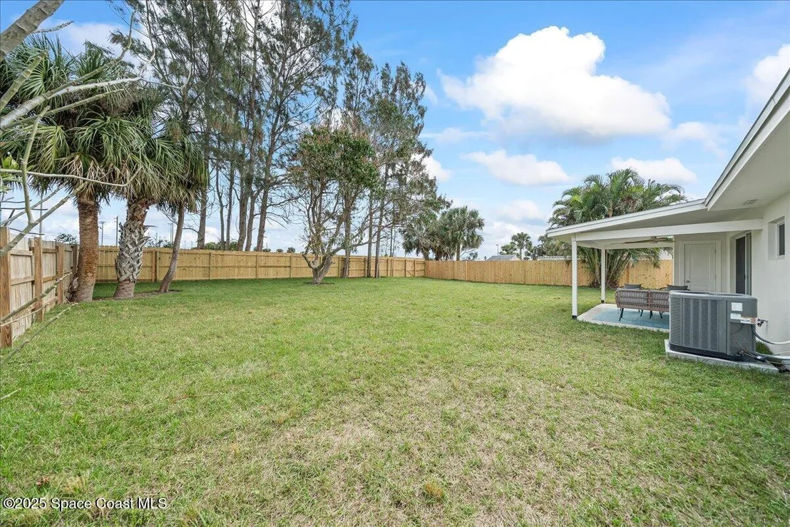 Photo of 2059 Barracuda Avenue
