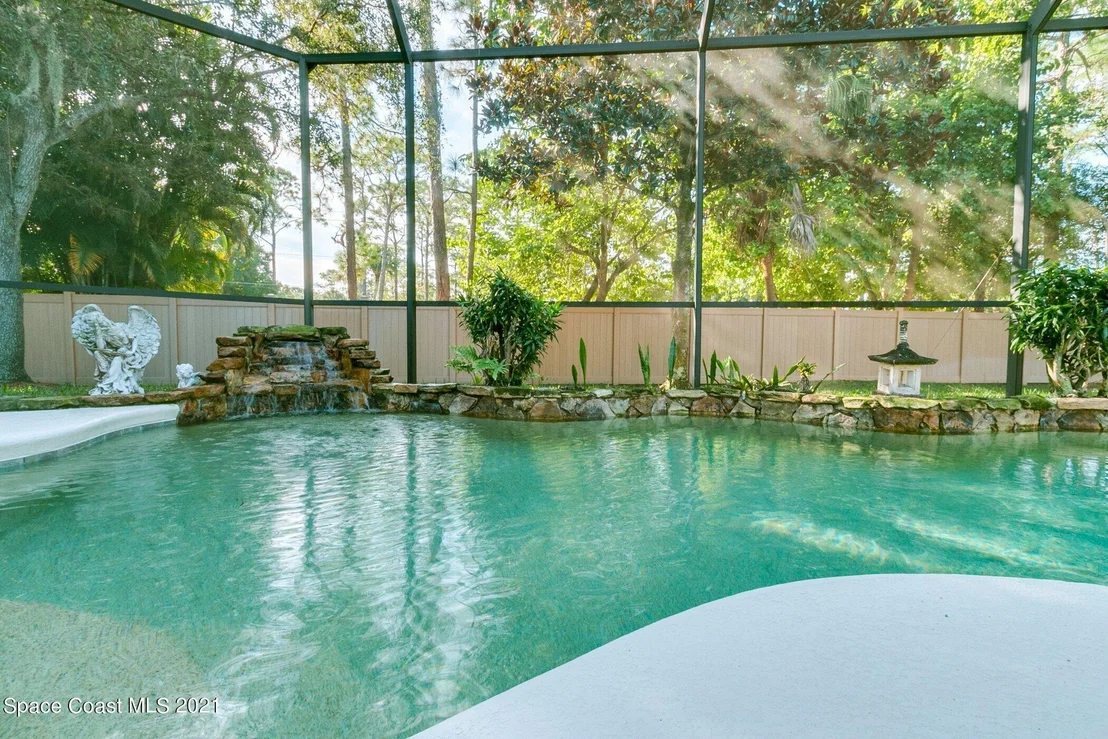 Photo of 705 Falls Creek Drive