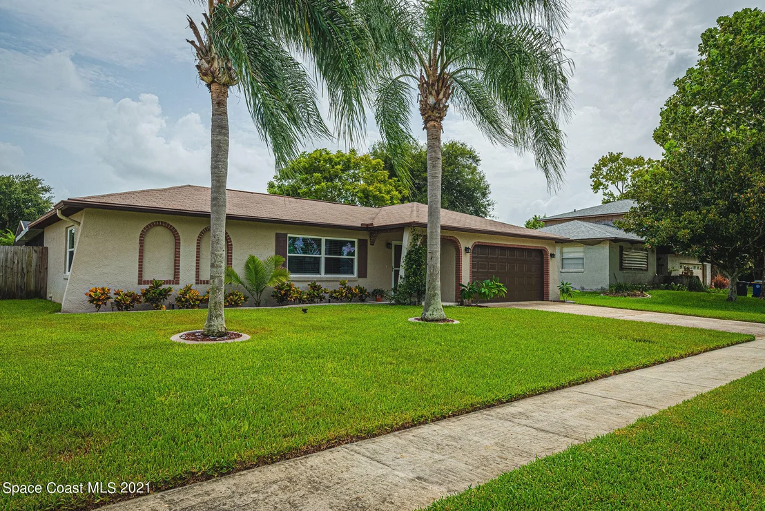 Photo of 845 Berkshire Drive