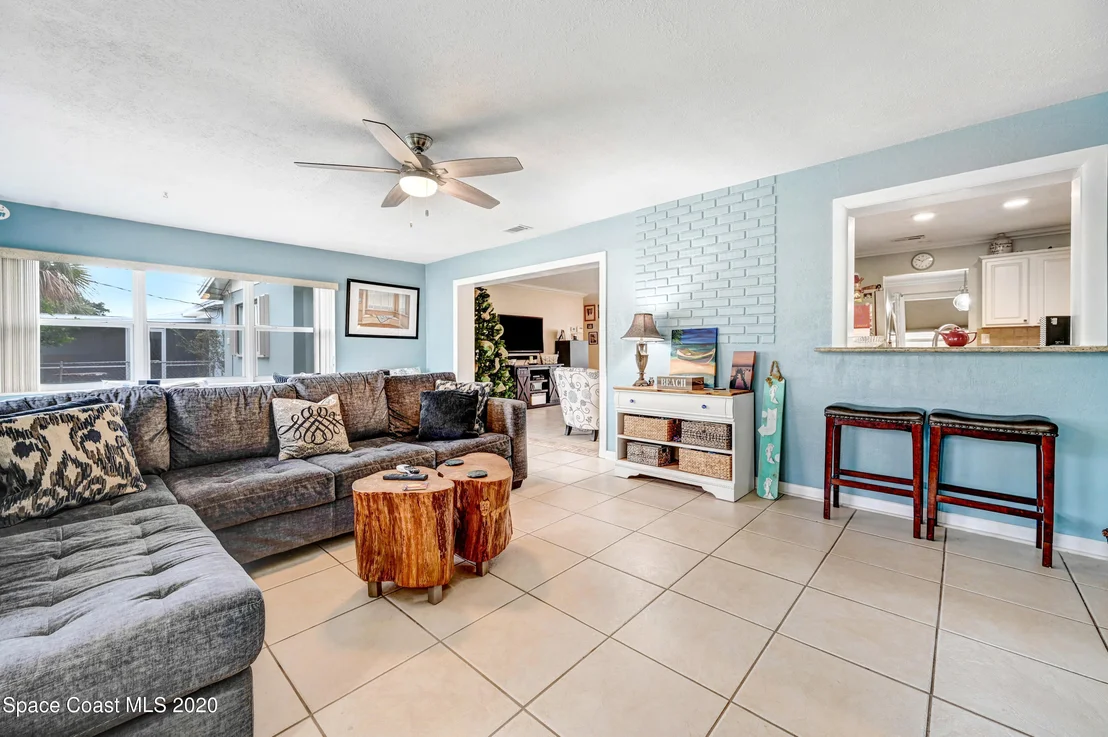 Photo of 309 JUPITER Drive