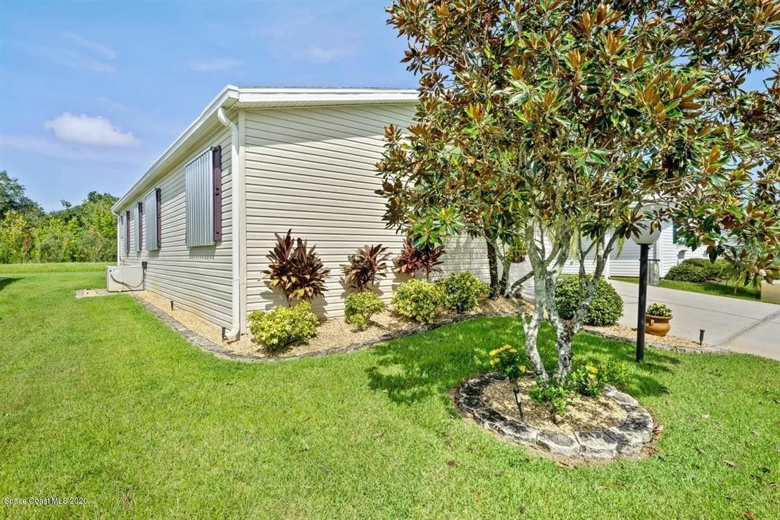 Photo of 345 Outer Drive
