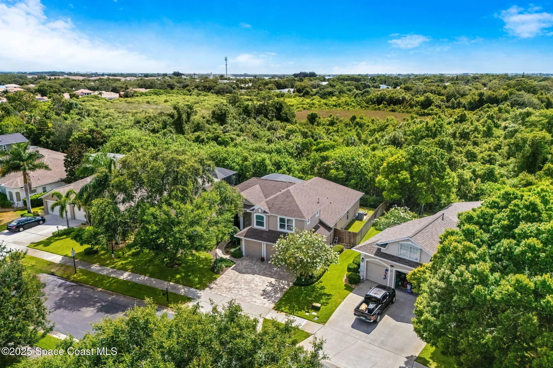 Photo of 5837 Arlington Circle