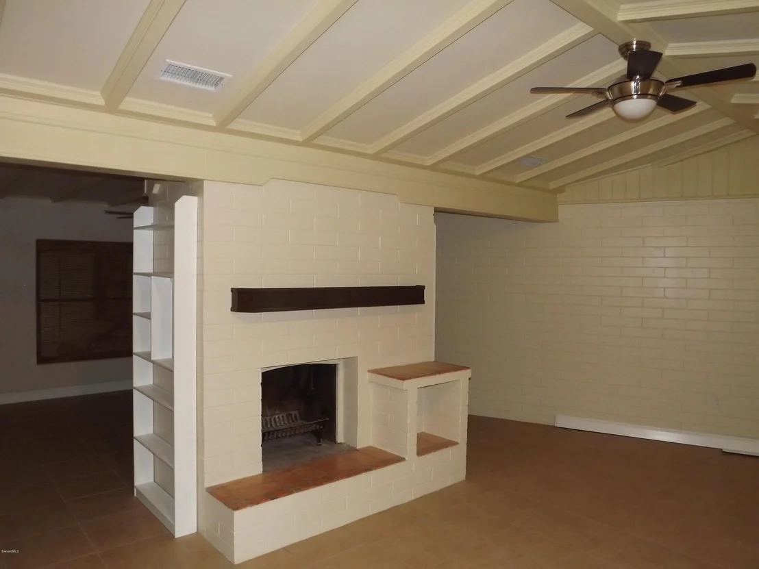 Photo of 18 S Hardee Circle
