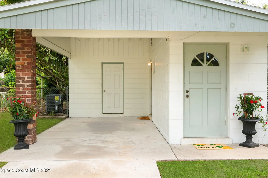 Photo of 1062 Macco Road