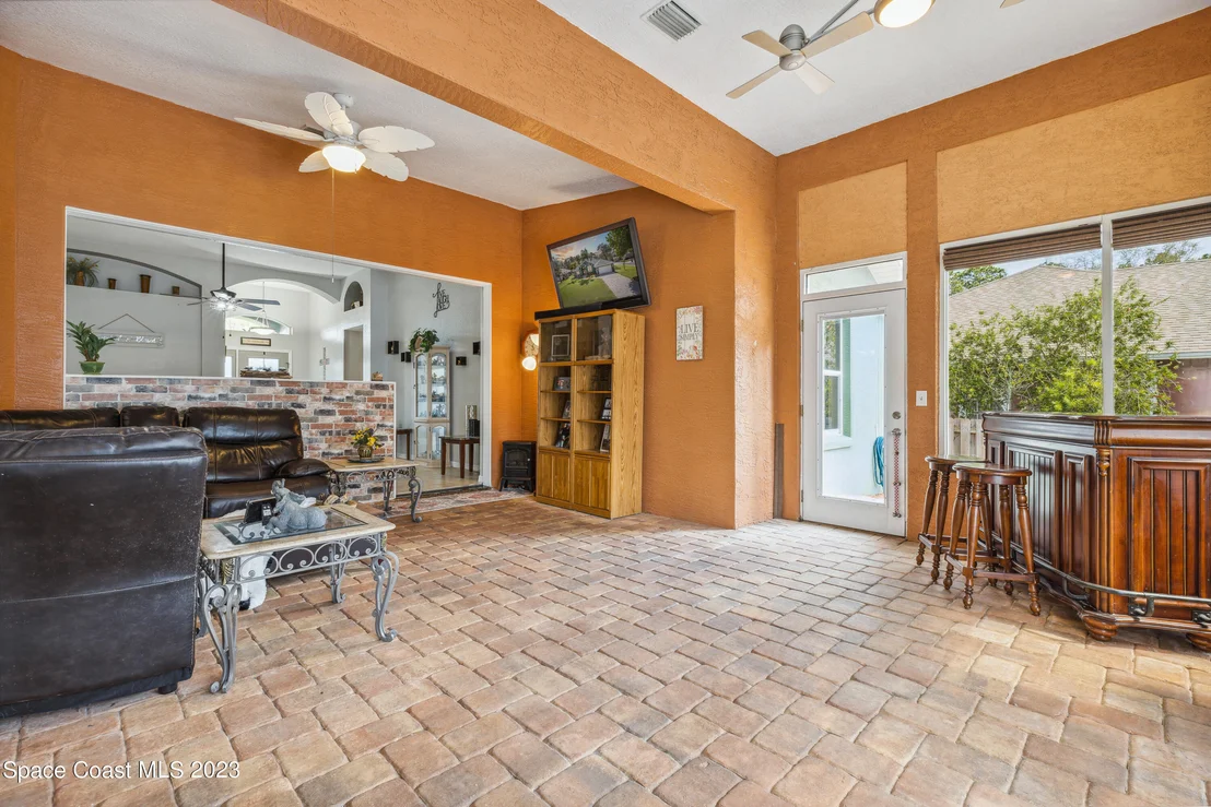 Photo of 6 Greenvale Drive