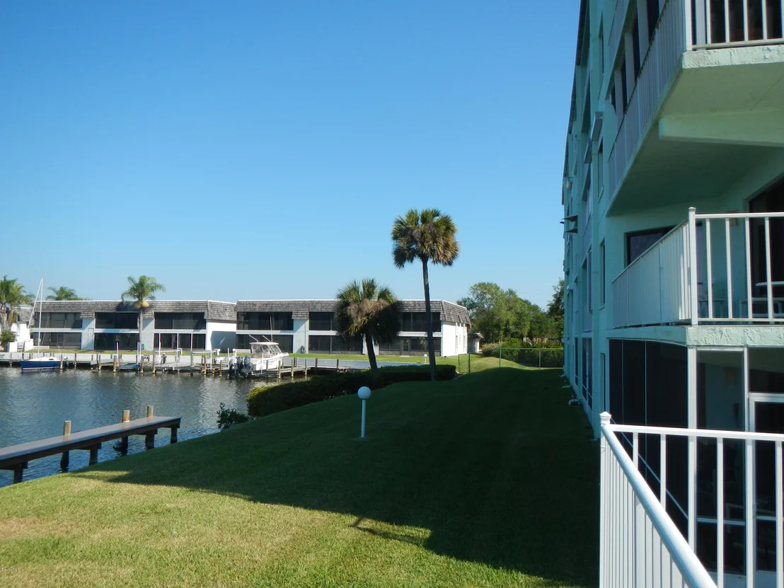 Photo of Unit 2202 at 1750 Commodore Boulevard