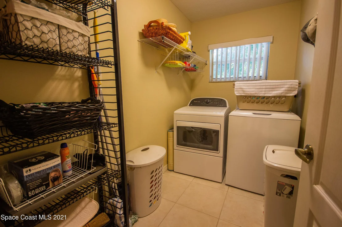 Photo of 4585 James Road