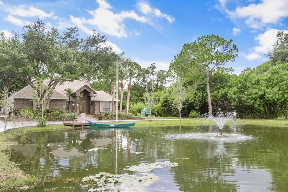Photo of 4935 Shade Tree Street