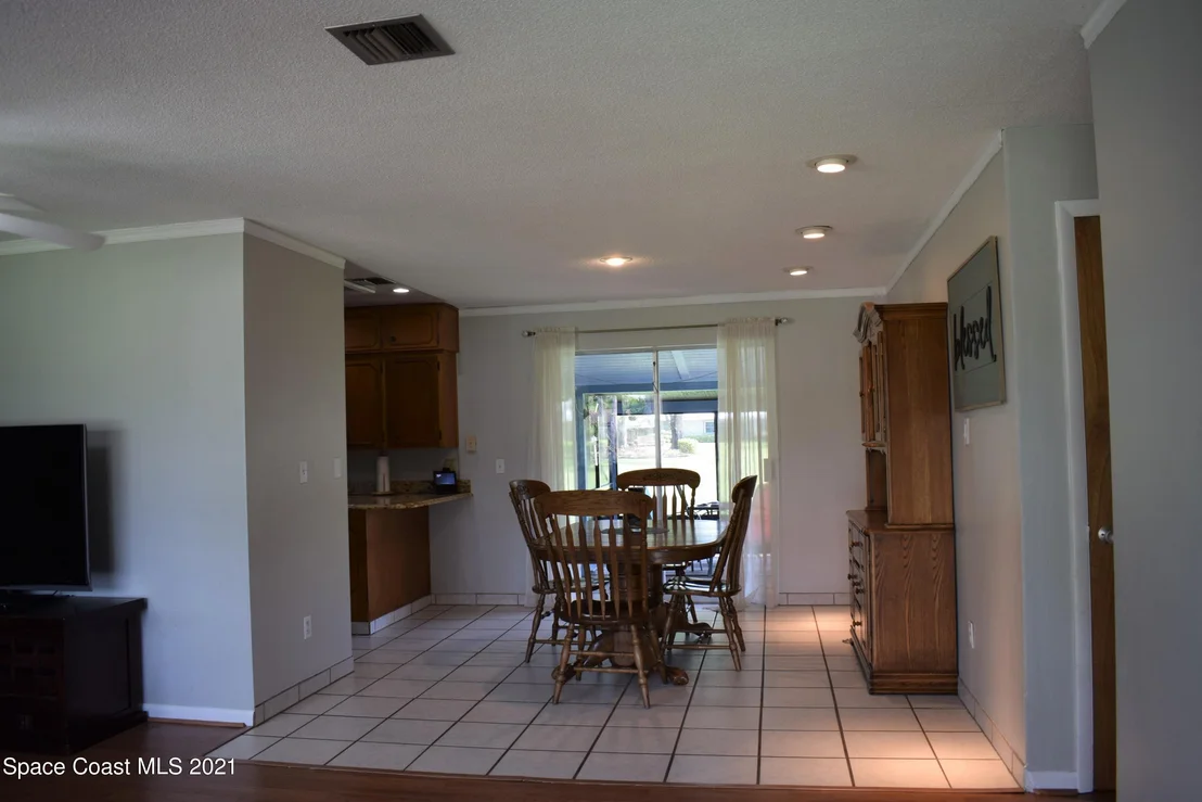 Photo of 536 Conifer Street