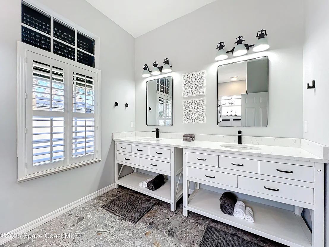 Photo of 383 Pentland Drive