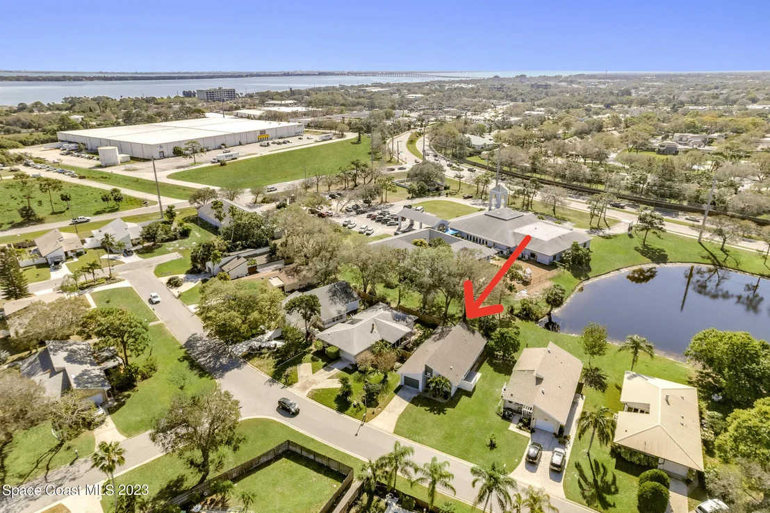 Photo of 365 Mission Oak Drive