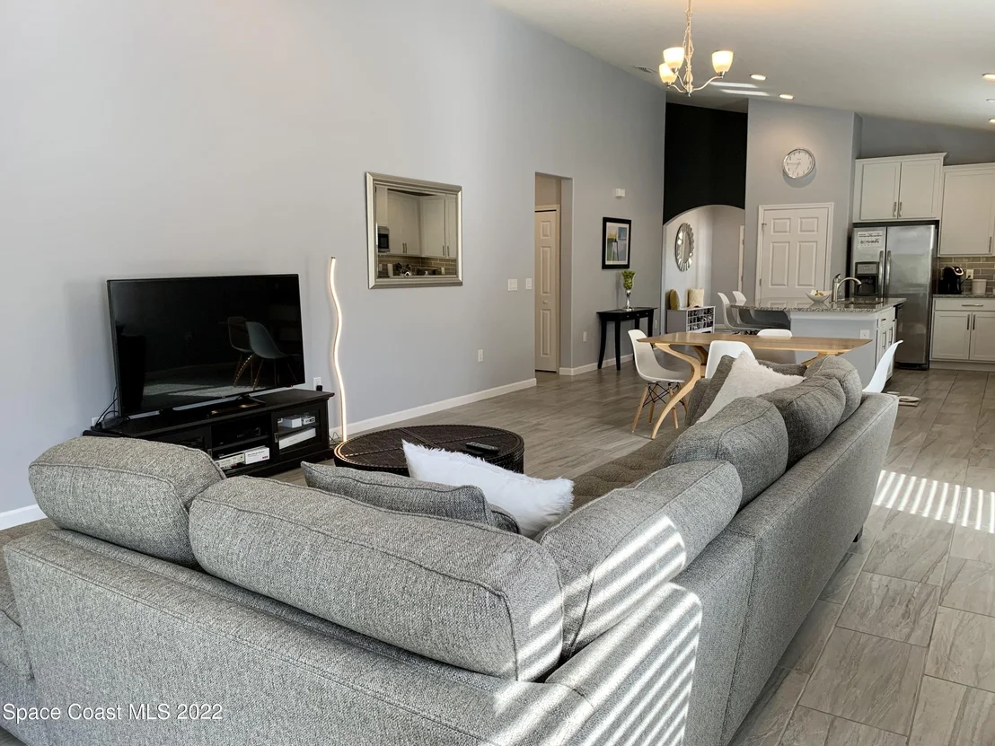 Photo of 1285 Fuji Drive