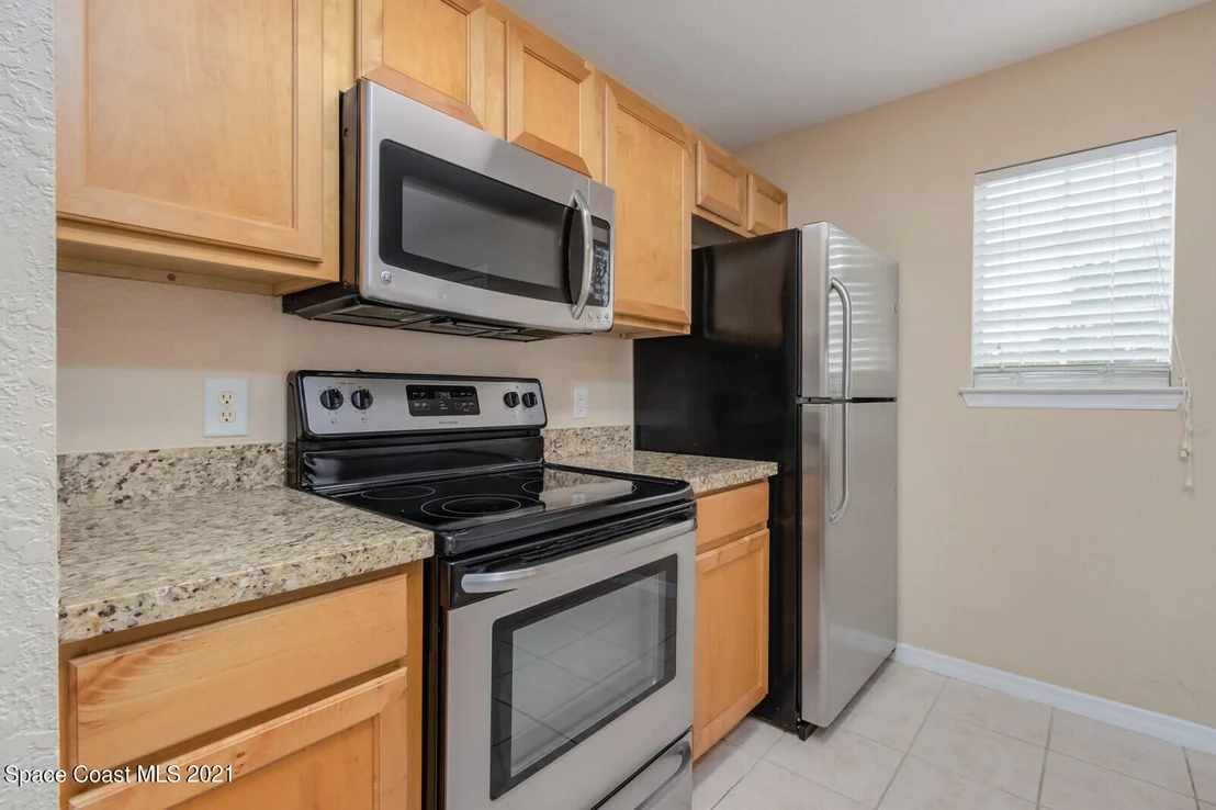 Photo of Unit 1011 at 3501 D'Avinci Way