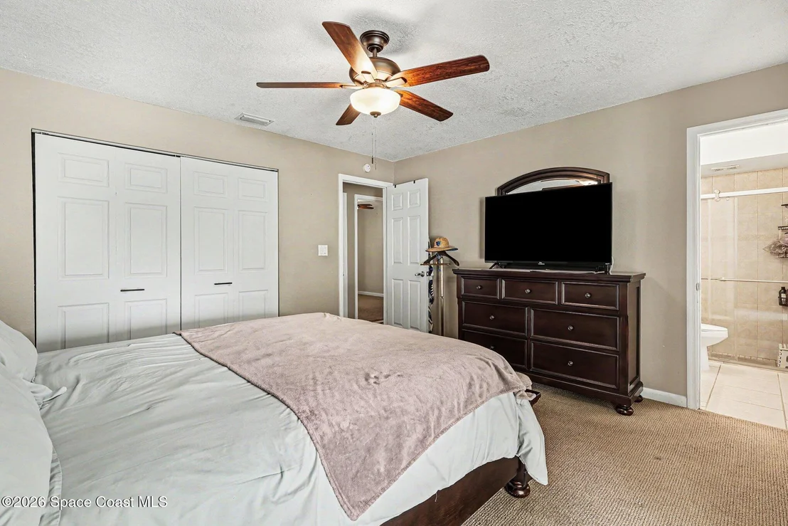 Photo of 1178 Abbey Circle NE