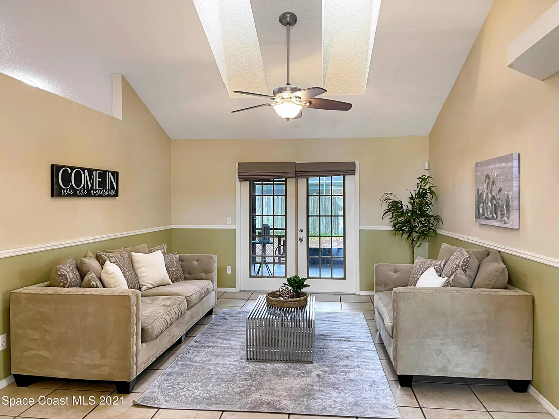 Photo of 928 Osprey Lane