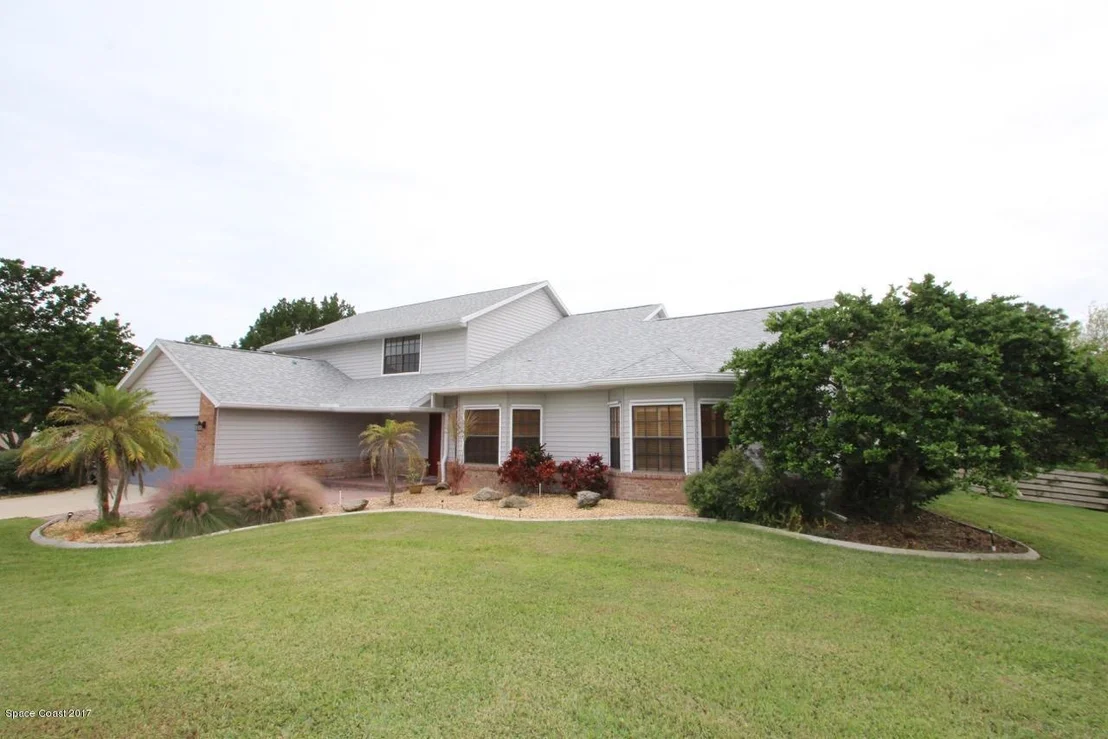 Photo of 2665 Pomello Road