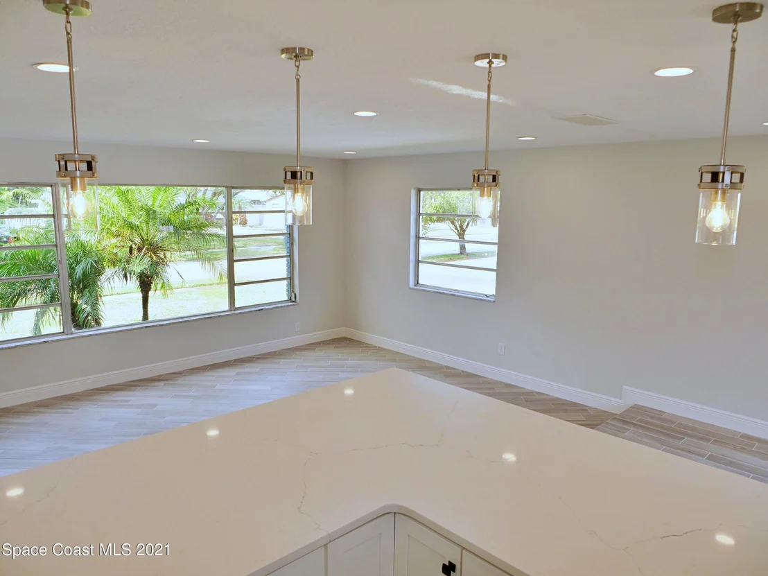 Photo of 1728 Golfview Drive