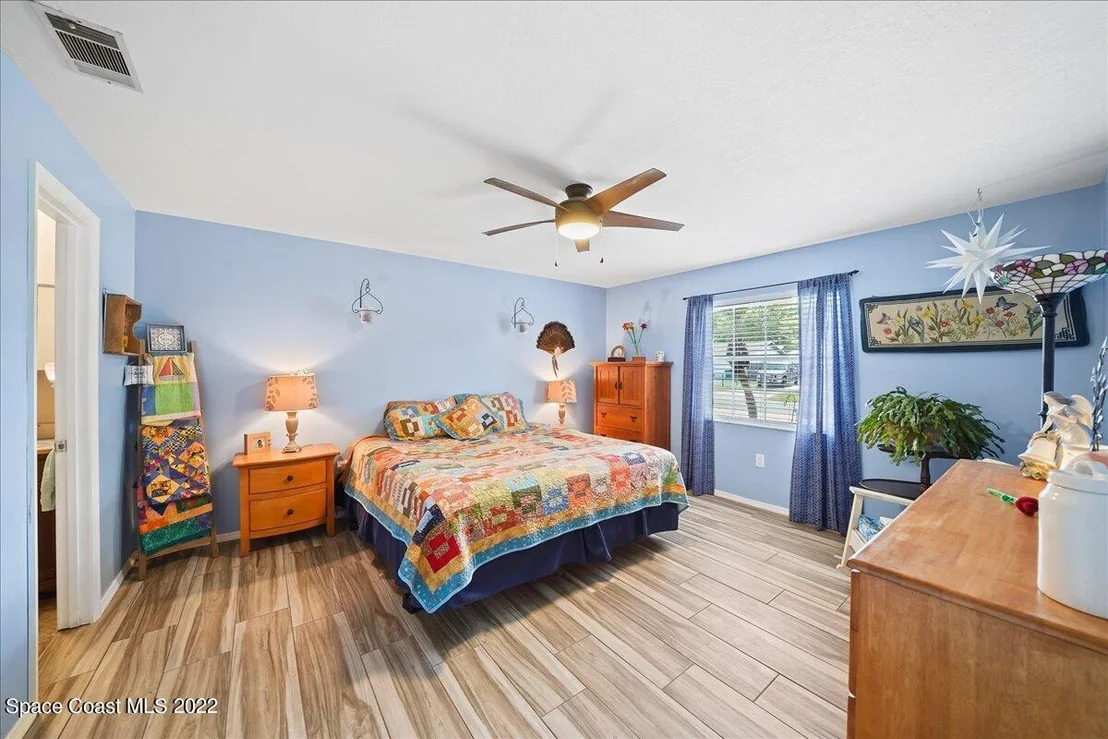 Photo of 237 Saldon Lane