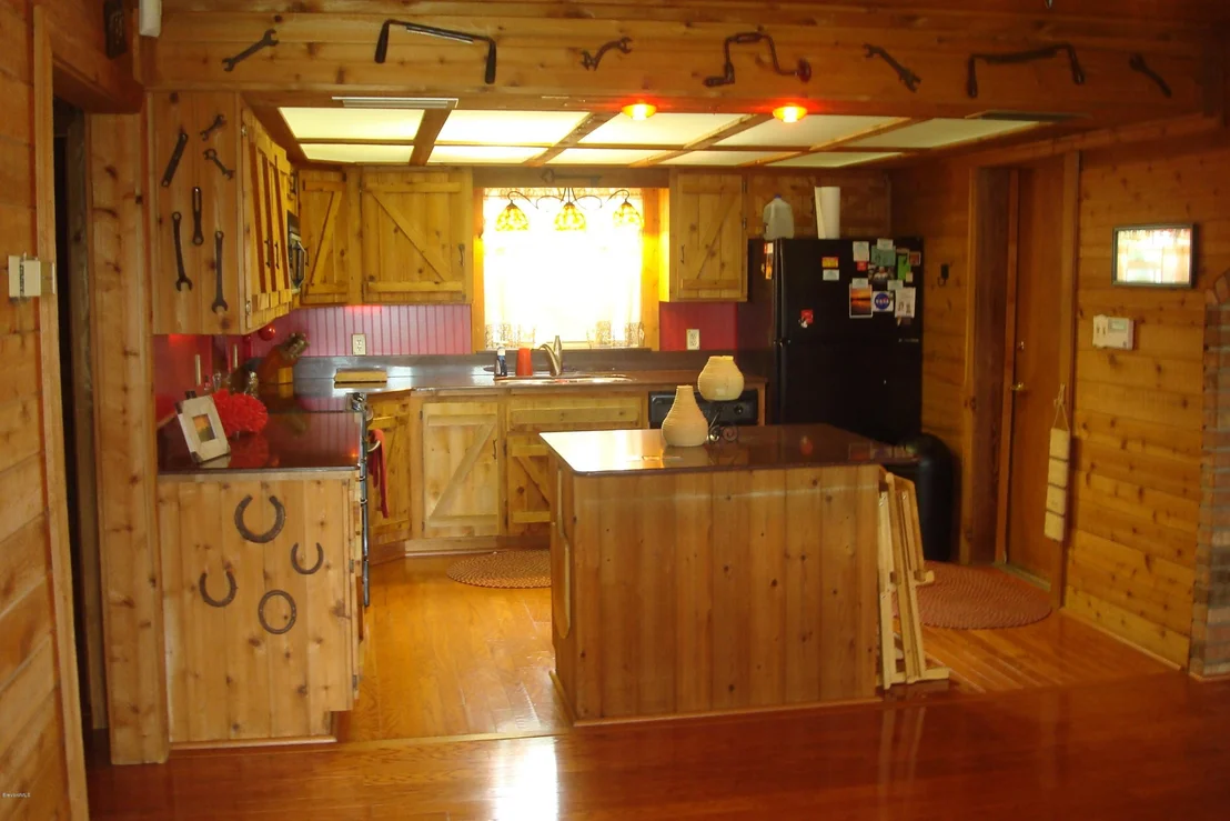 Photo of 8274 Baxter Point