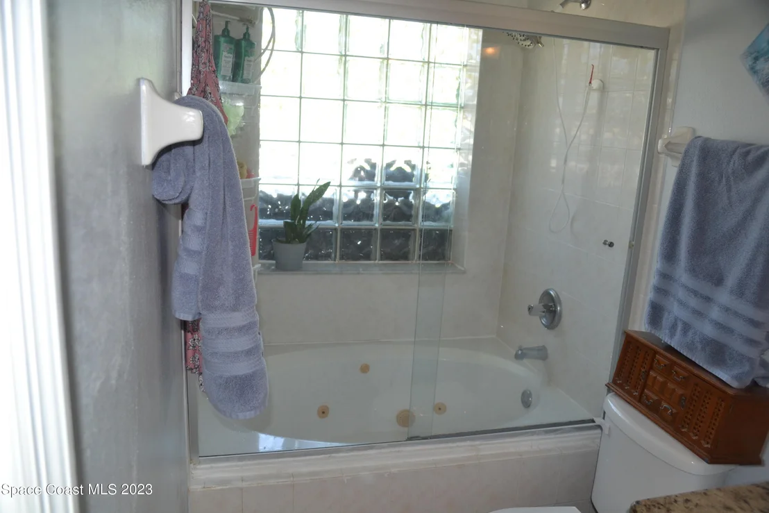 Photo of 834 Honeysuckle Drive
