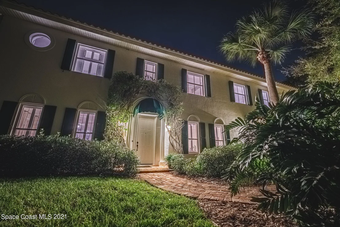 Photo of 176 Bayshore Drive