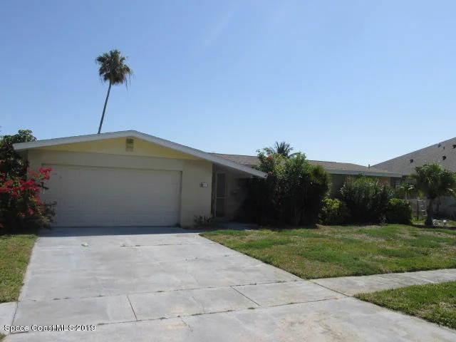 Photo of 437 Thrush Drive