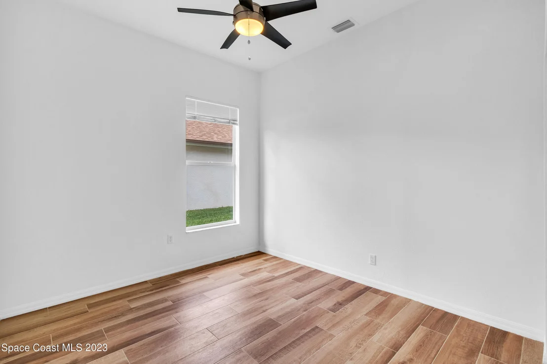 Photo of 2102 Woodfield Circle