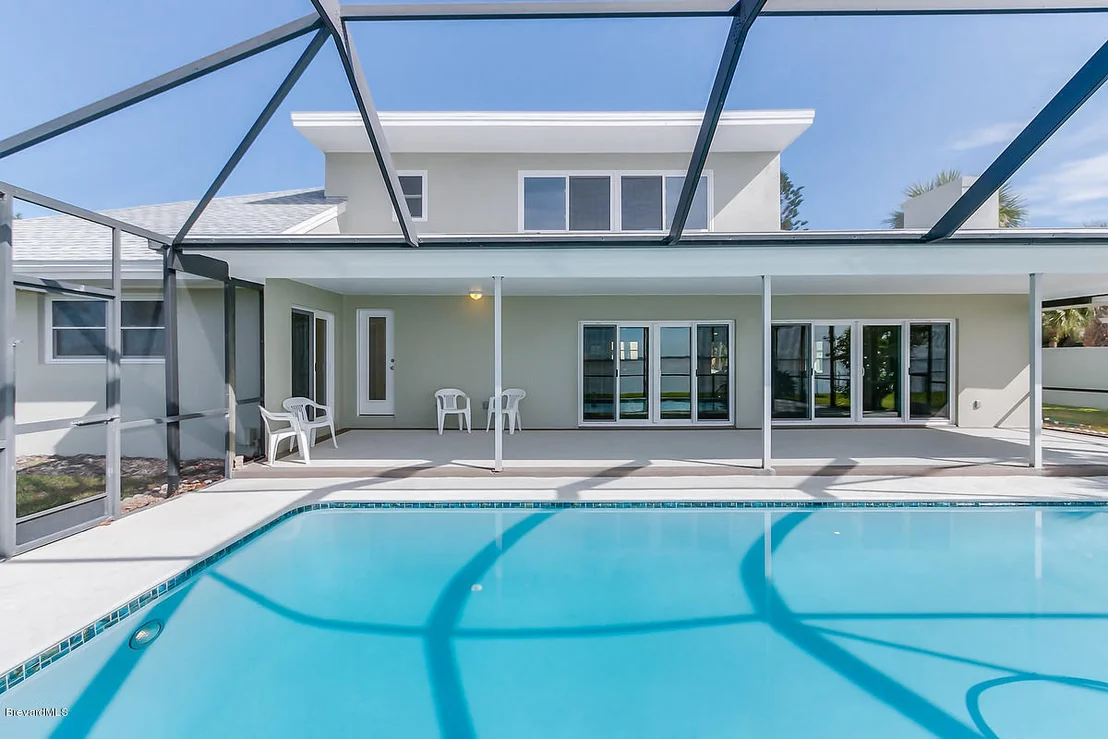 Photo of 427 Riverview Lane