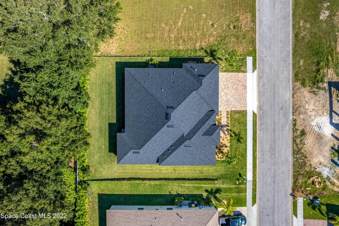 Photo of 40 Loch Ness Drive