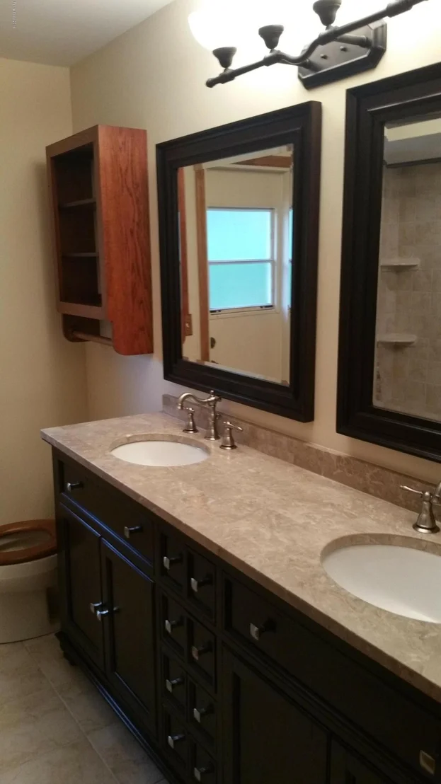 Photo of 8615 Sheridan Road