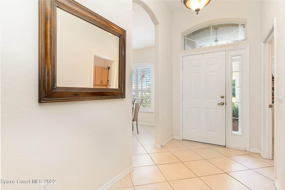 Photo of 4670 Portage Trail