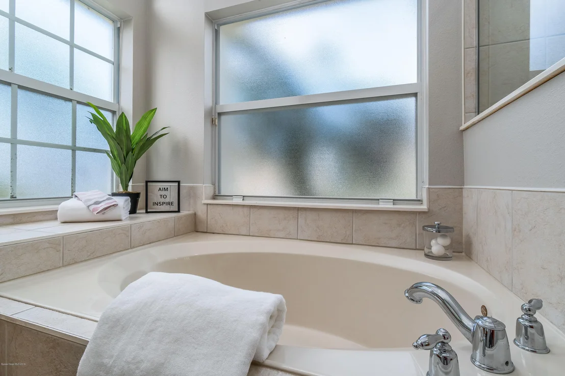 Photo of 3417 Peninsula Circle
